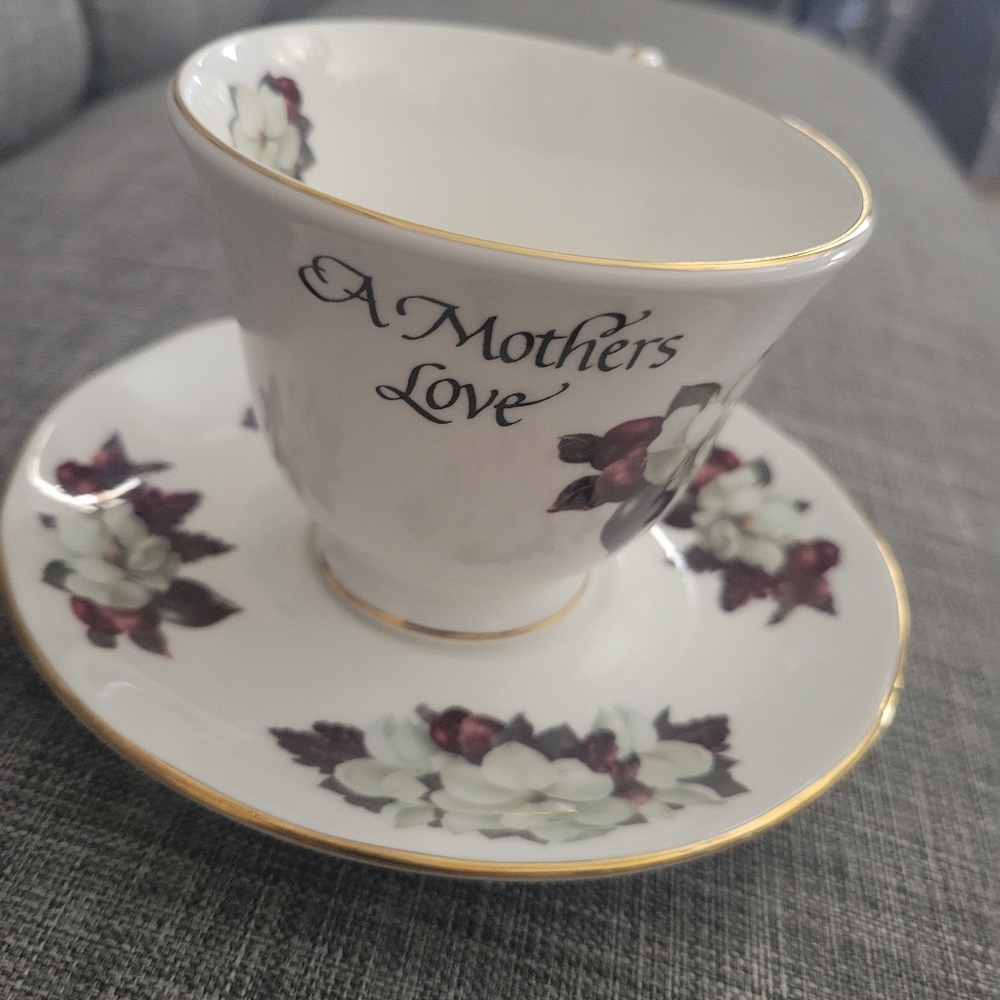 Mother's Cup and Saucer - Picture 2 of 5
